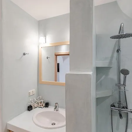 Iliopetra Apartamento *
